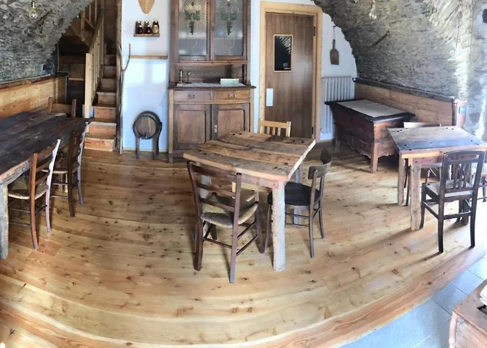 Couette-café La Guiette 3*